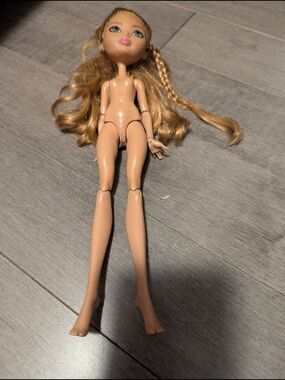 Ever After High Ashlynn Ella First Chapiter Doll 2012 Mattel 